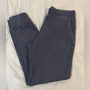 Uniqlo men’s navy sweatpants size M